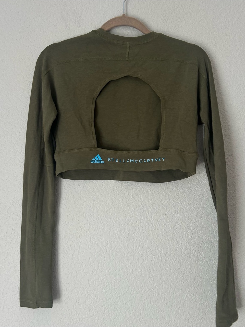 Adidas by Stella McCartney True Strength cropped top in Olive - Picture 6 of 6